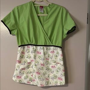 Disney TINKER BELL size SMALL scrub top. EUC.